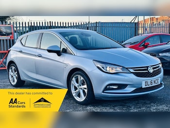 2016 (16) - 1.6 CDTi 16V SRi Nav 5dr