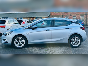 Used Vauxhall Astra 2016 for sale - 77710119: Photo