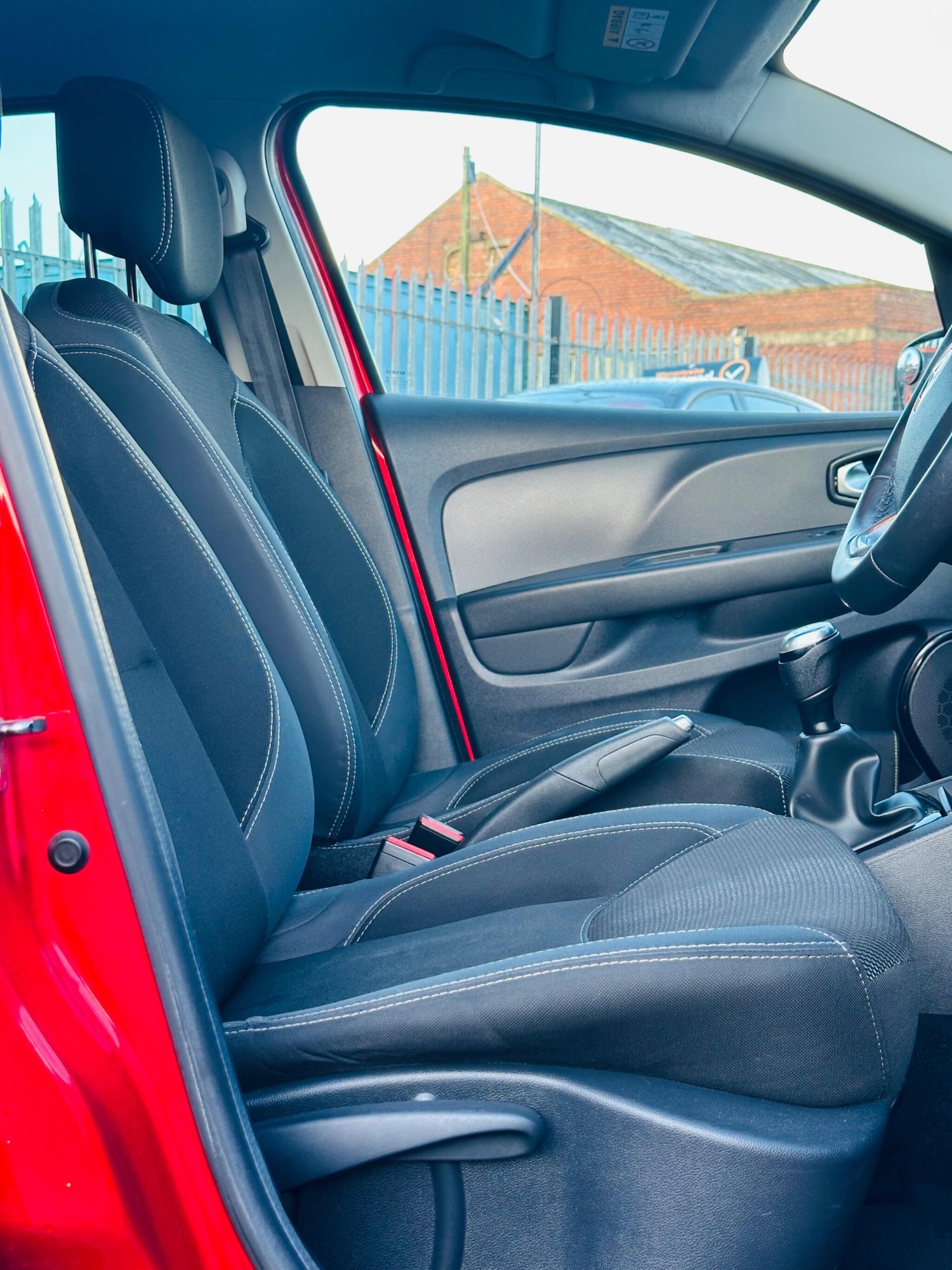 Used Renault Clio 2019 for sale - 77144237: Photo 24