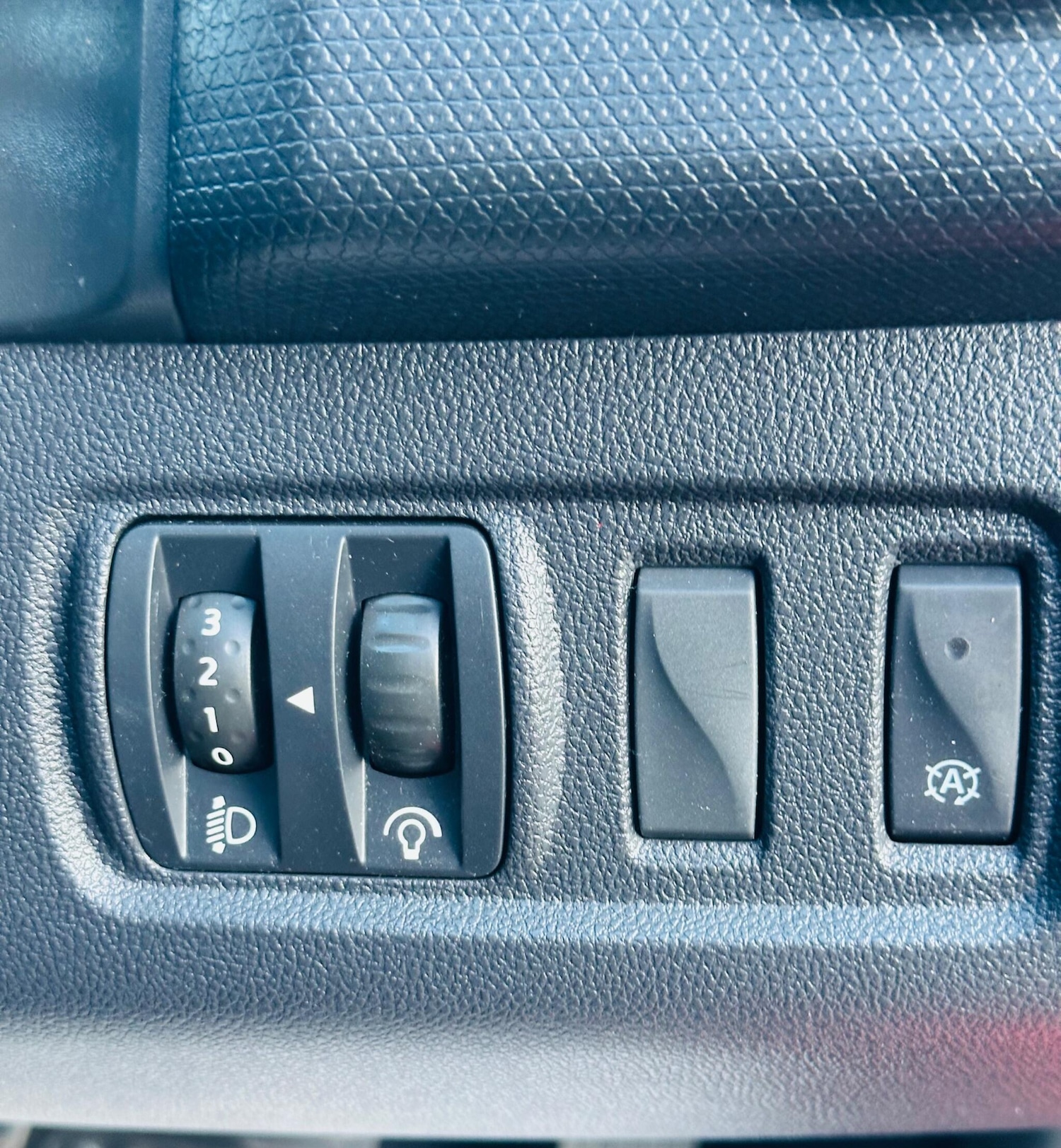 Used Renault Clio 2019 for sale - 77144237: Photo 33