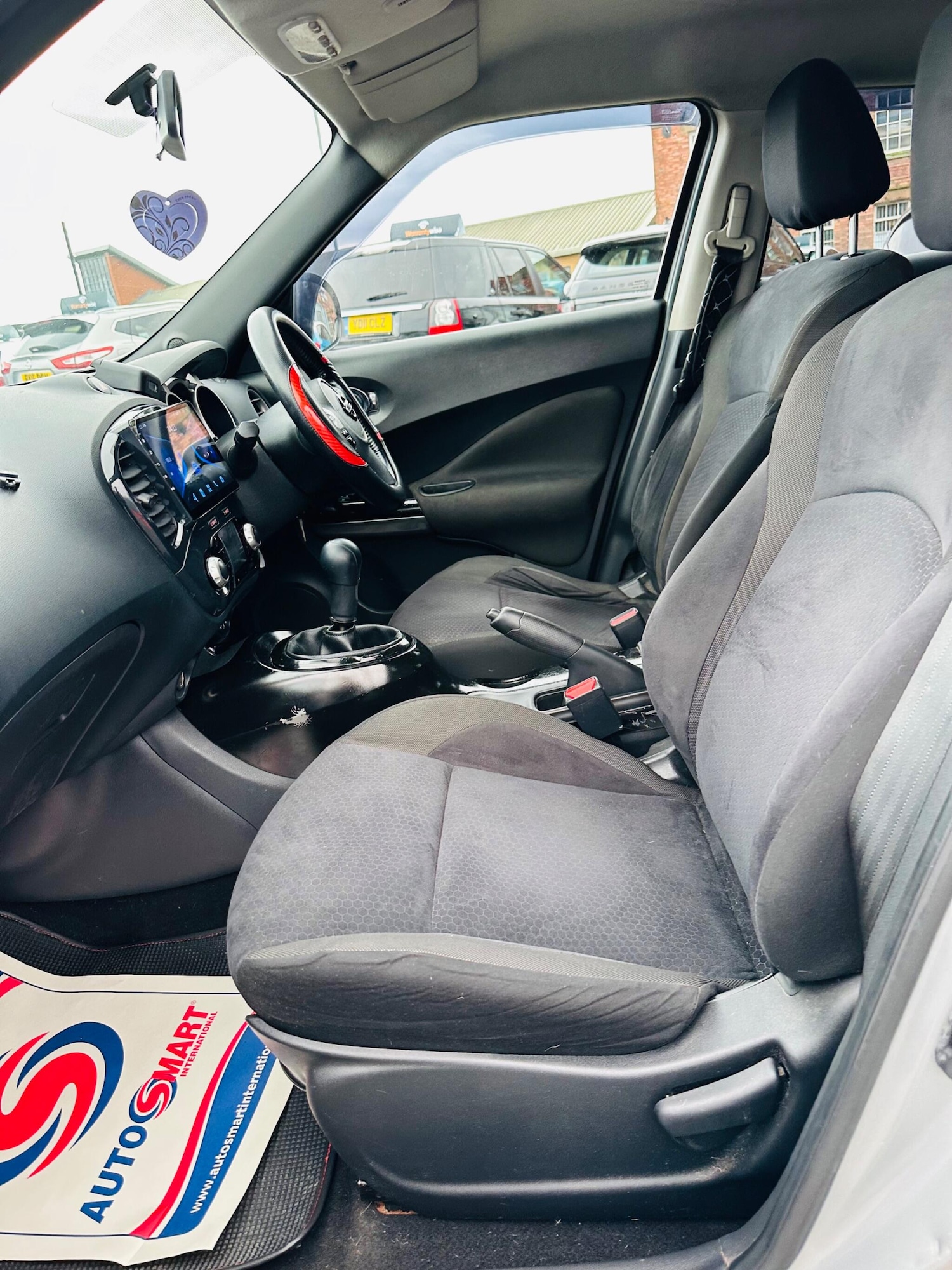 Used Nissan Juke 2010 for sale - 77144646: Photo 17