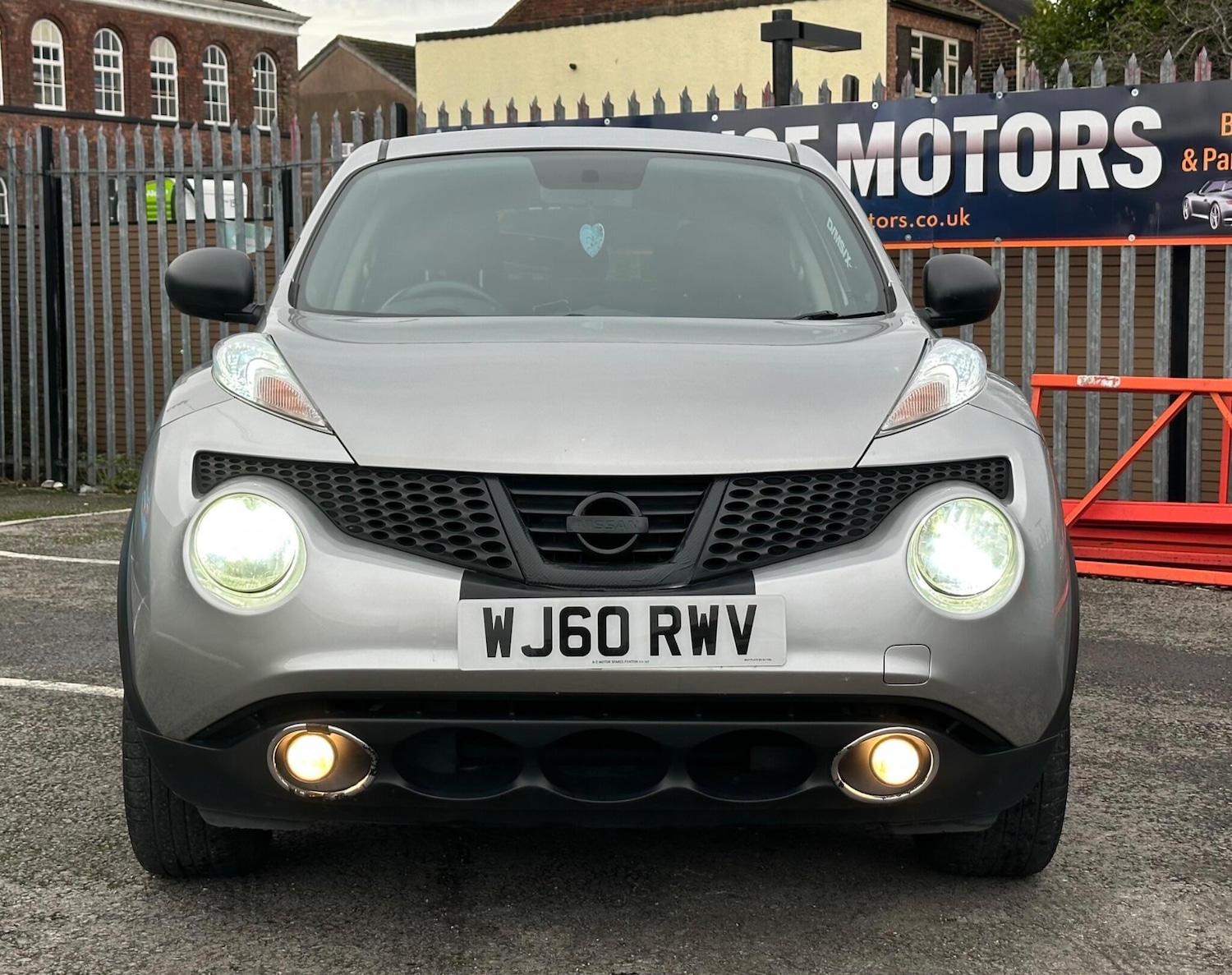 Used Nissan Juke 2010 for sale - 77144646: Photo 2