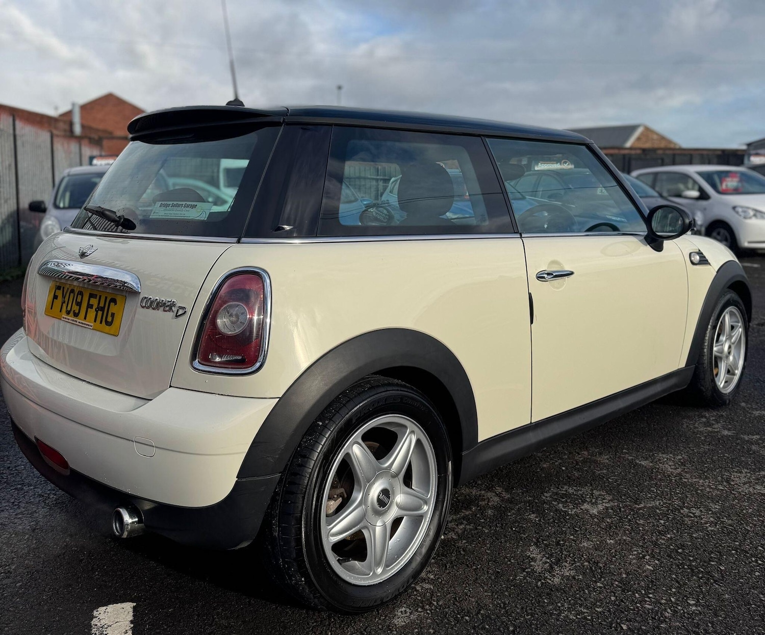 Used MINI Hatch 2009 for sale - 77144702: Photo 7
