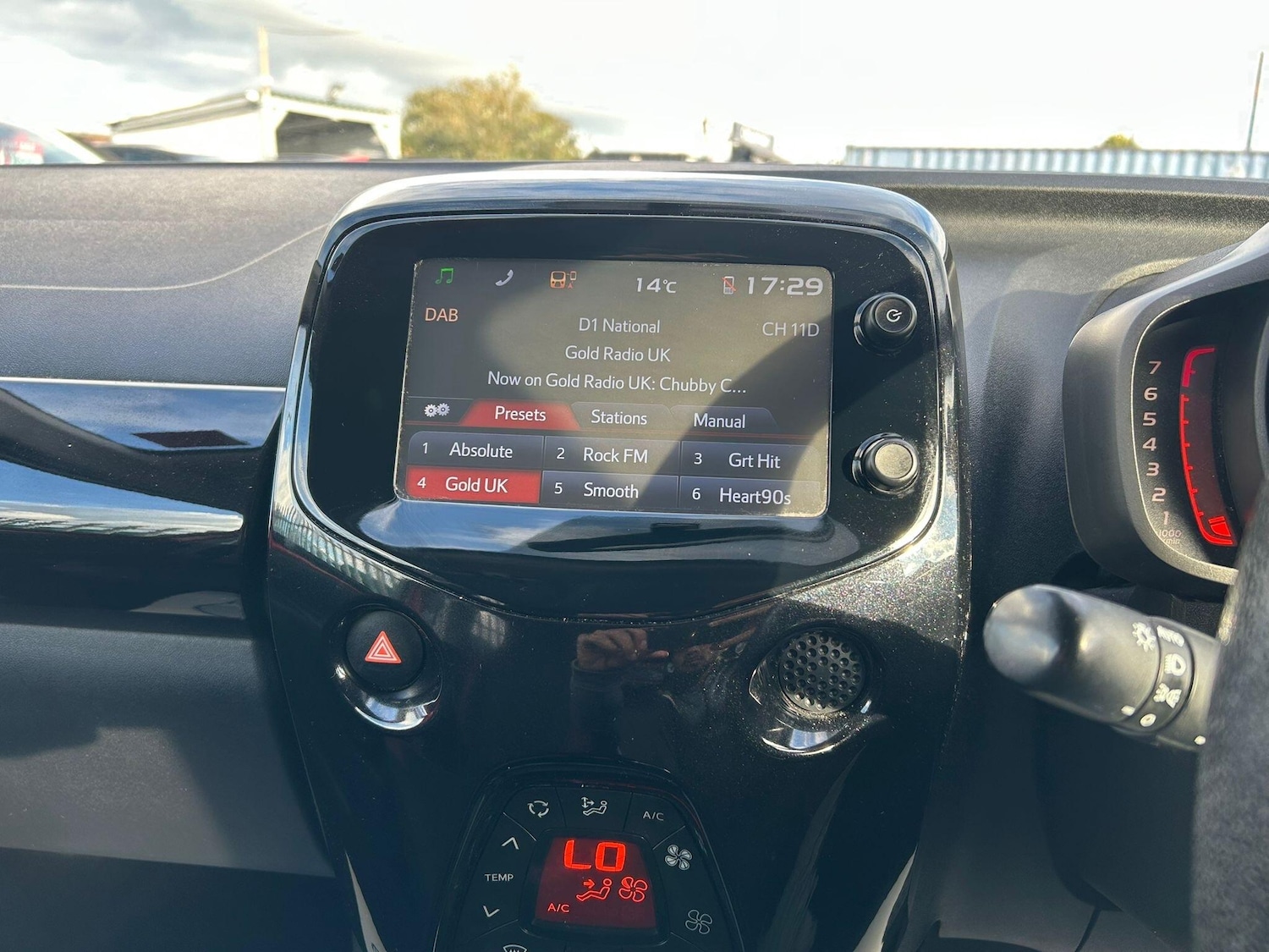 Used Toyota AYGO 2017 for sale - 77143507: Photo 24