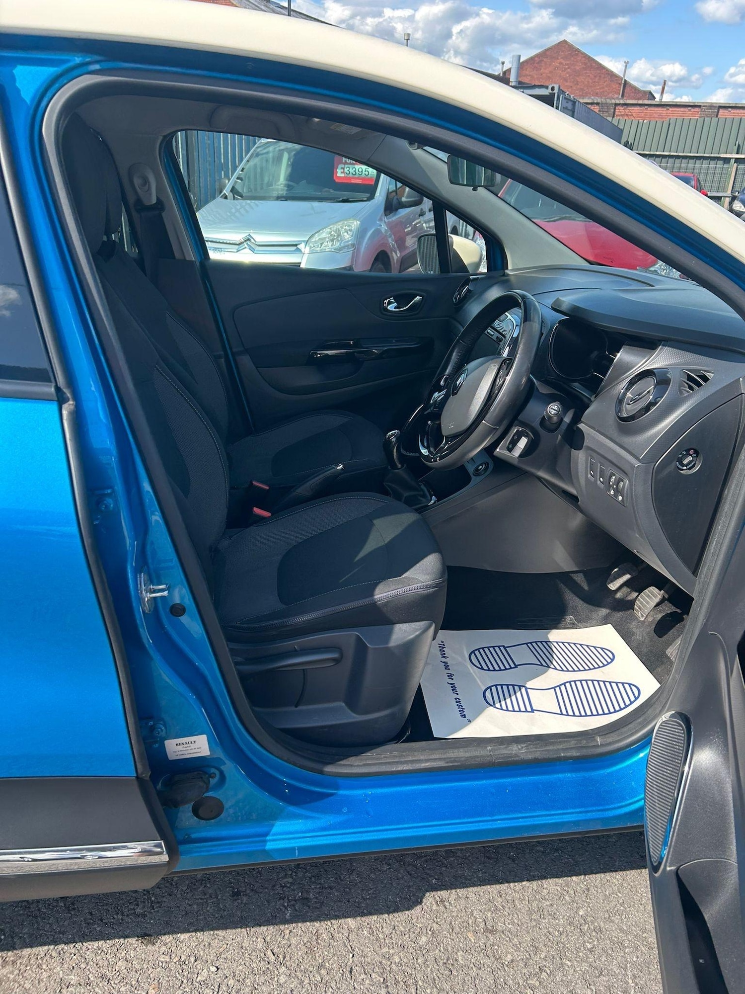 Used Renault Captur 2015 for sale - 77144599: Photo 21