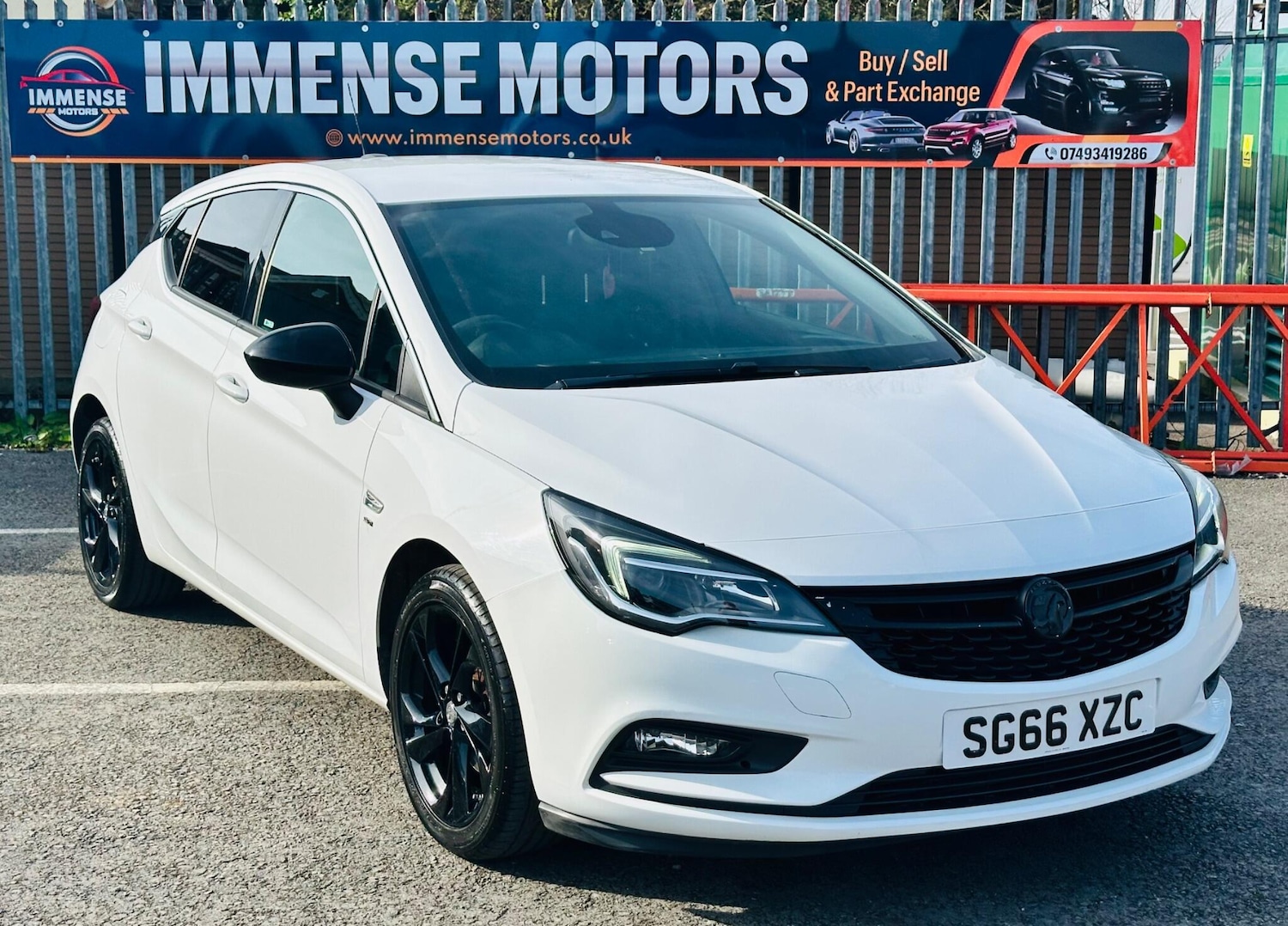 Used Vauxhall Astra 2016 for sale - 77957027: Photo 2