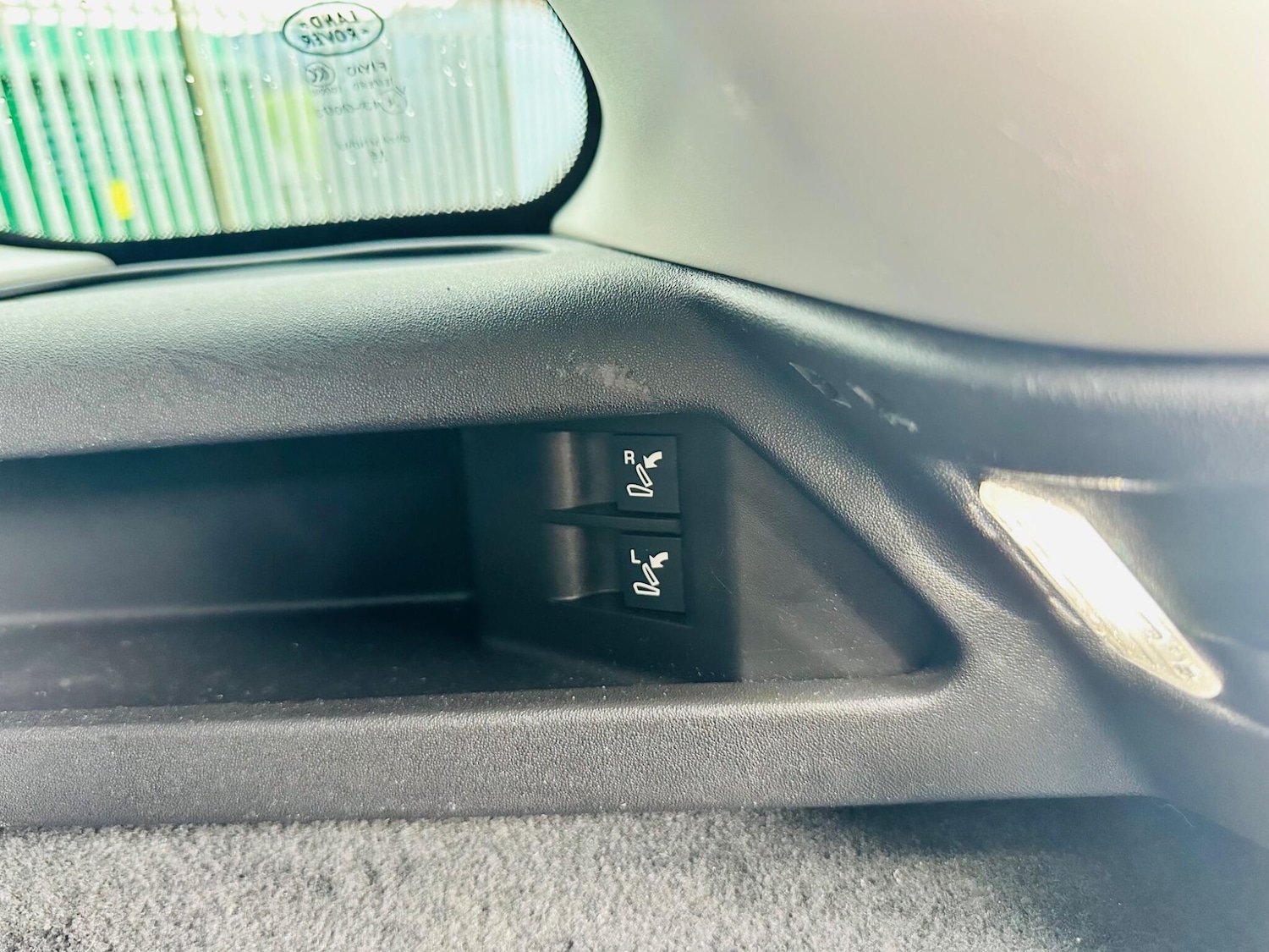 Used Land Rover Discovery Sport for sale - 78057933: Photo 14