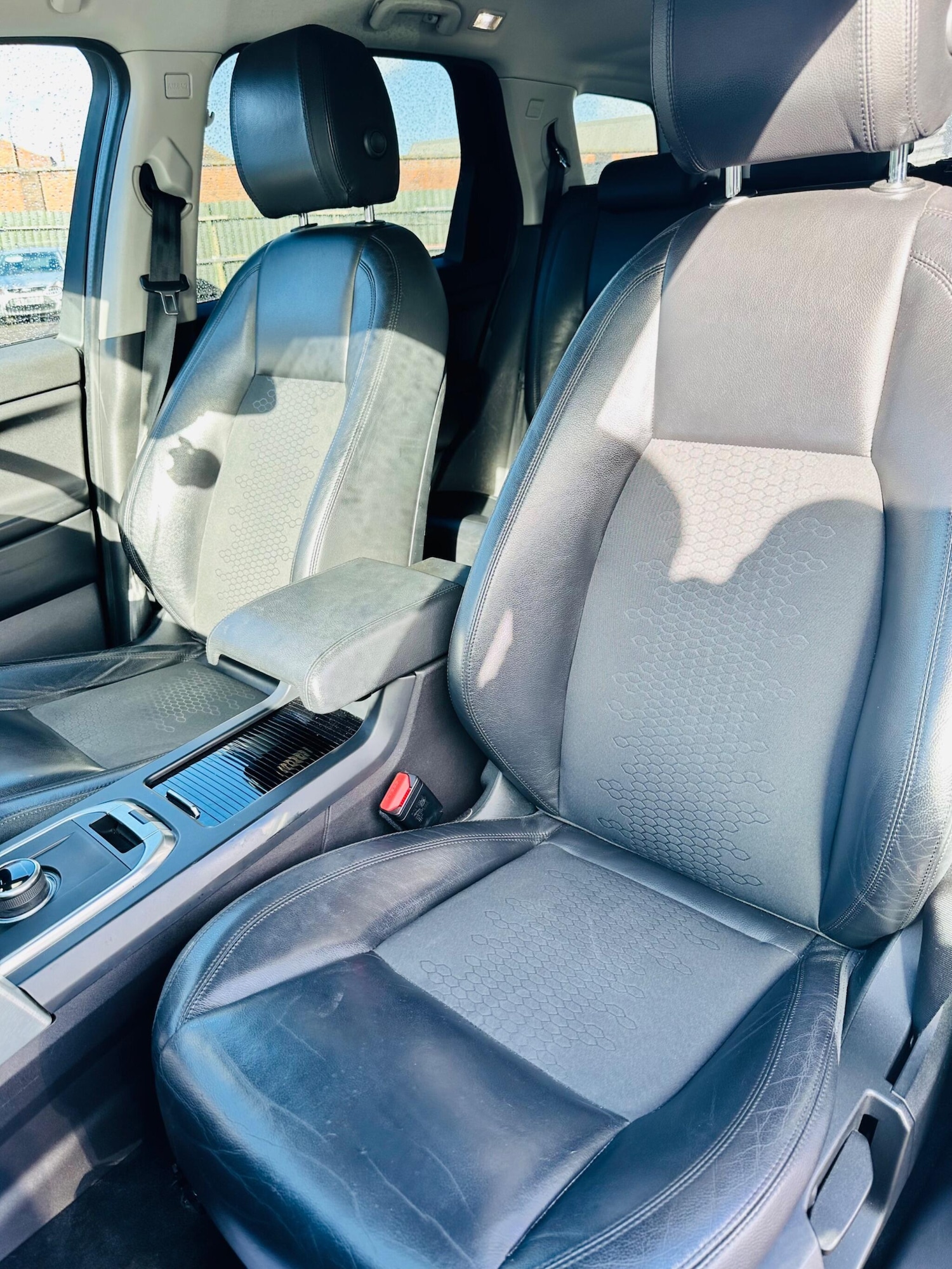 Used Land Rover Discovery Sport for sale - 78057933: Photo 25