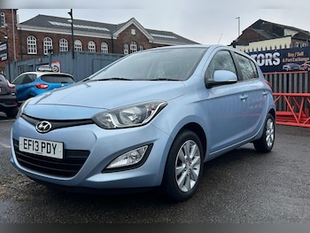 Used Hyundai i20 2013 for sale - 77469024: Photo