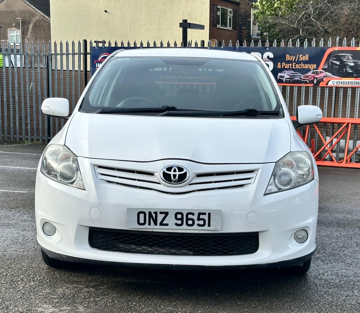 Used Toyota Auris 2011 for sale - 77495781: Photo 2