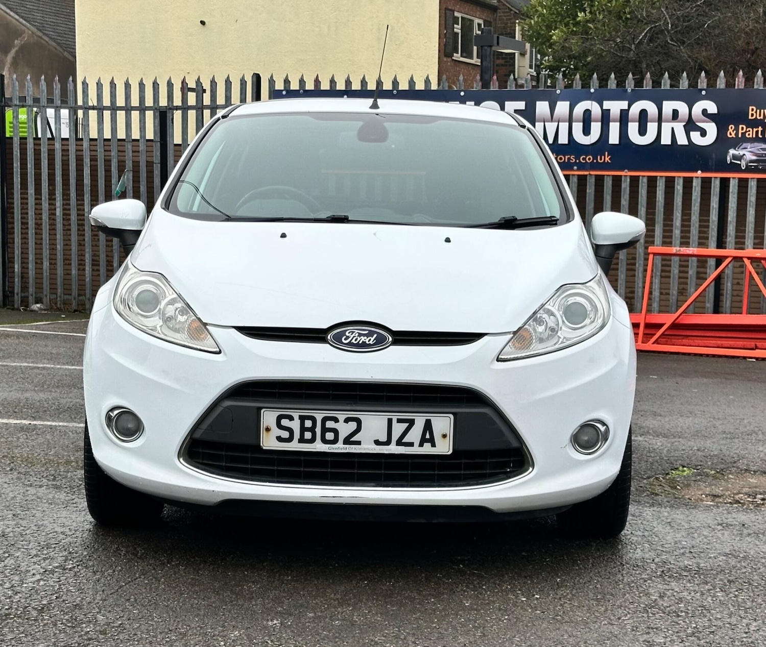 Used Ford Fiesta 2012 for sale - 77440123: Photo 2