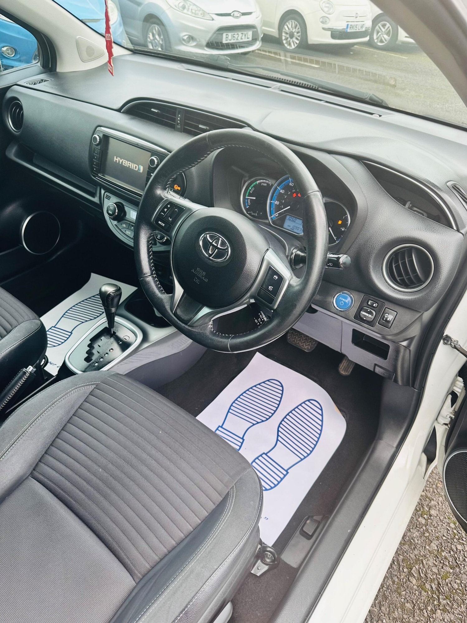 Used Toyota Yaris 2015 for sale - 77395967: Photo 14