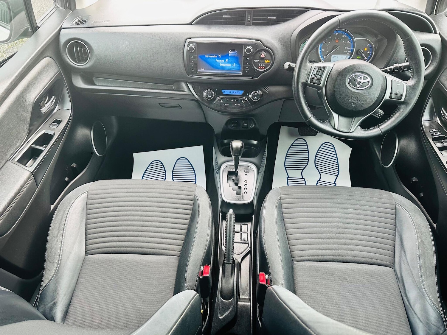 Used Toyota Yaris 2015 for sale - 77395967: Photo 23