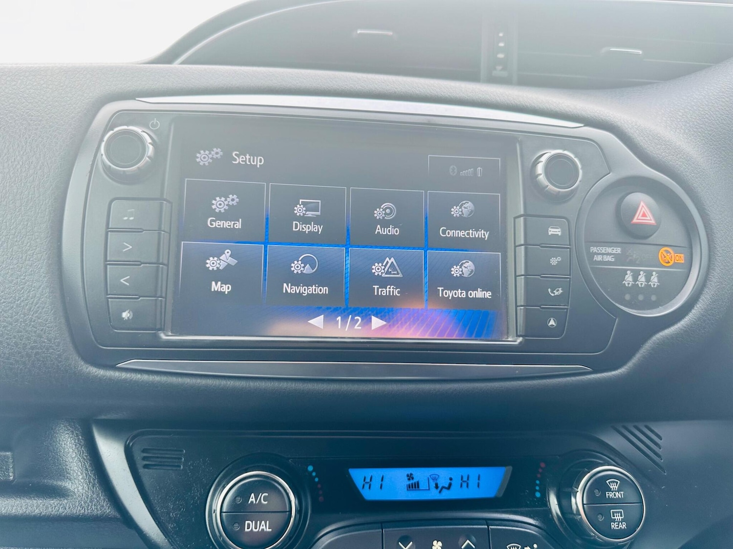 Used Toyota Yaris 2015 for sale - 77395967: Photo 24