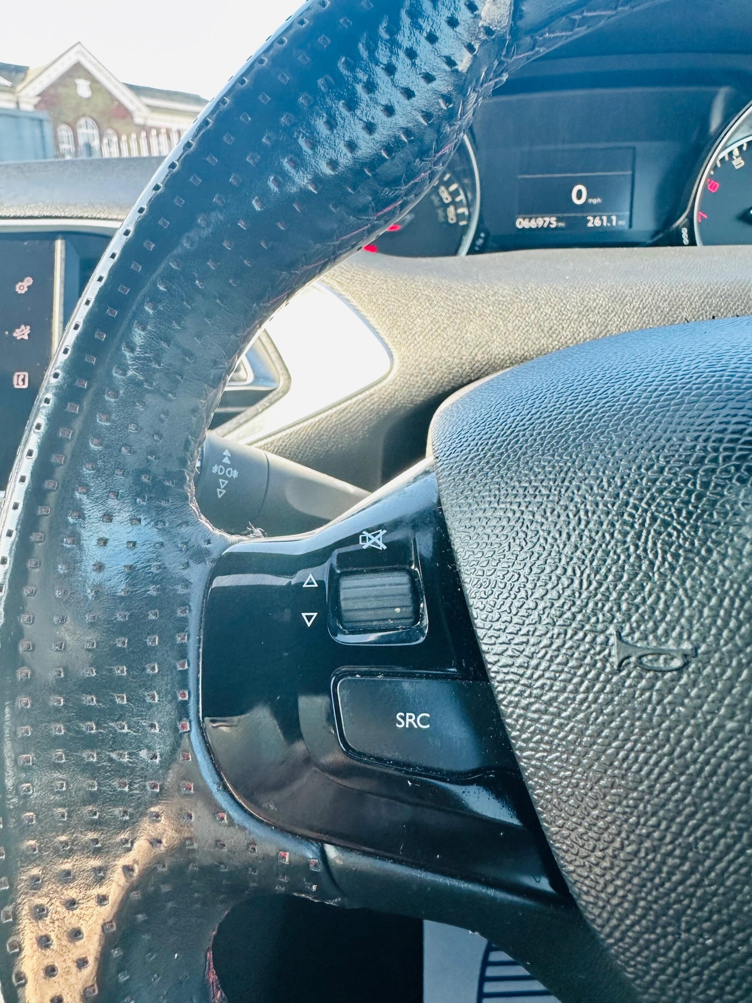 Used Peugeot 308 for sale - 77753841: Photo 33