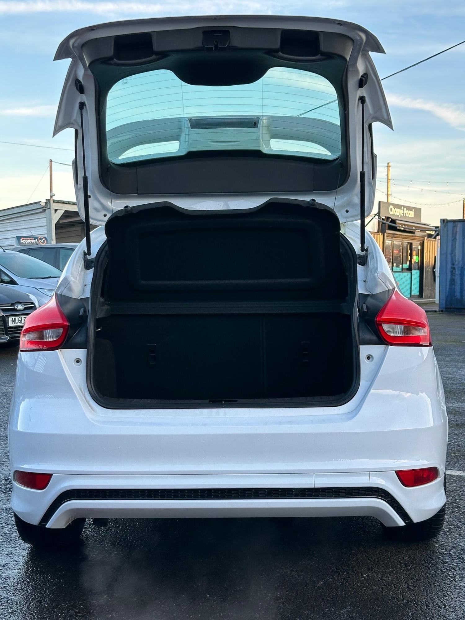 Used Ford Focus 2017 for sale - 77143930: Photo 10