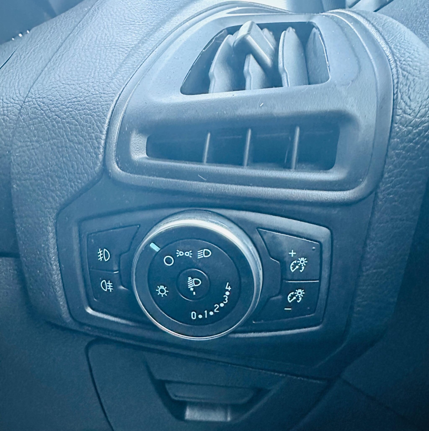 Used Ford Focus 2017 for sale - 77143930: Photo 31