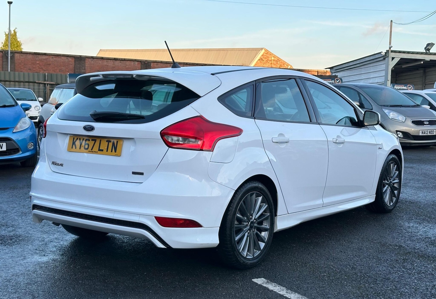 Used Ford Focus 2017 for sale - 77143930: Photo 7