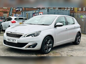 Used Peugeot 308 2017 for sale - 77330380: Photo