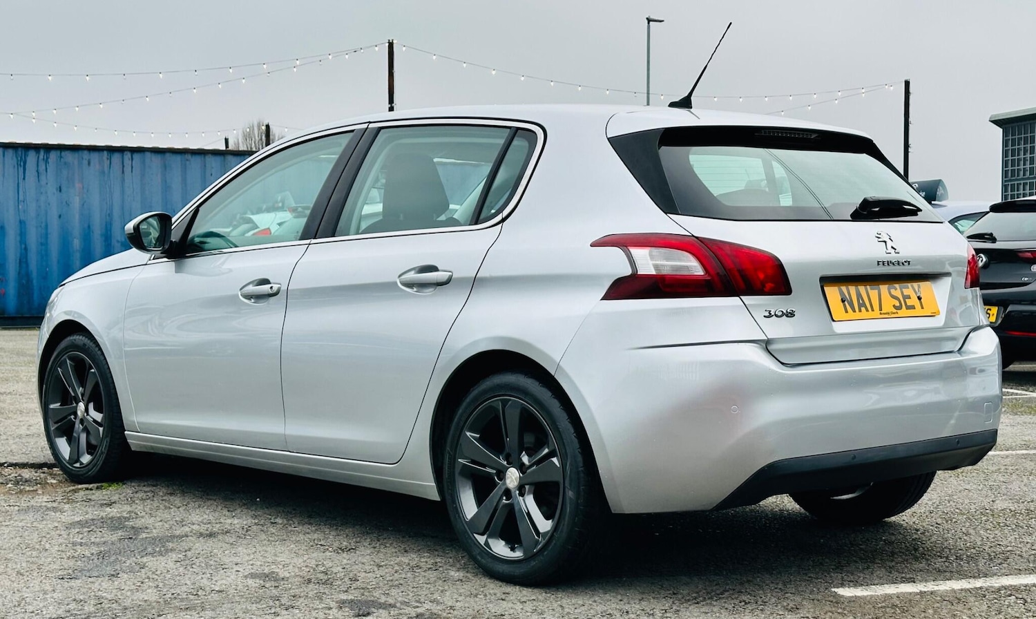 Used Peugeot 308 2017 for sale - 77330380: Photo 5