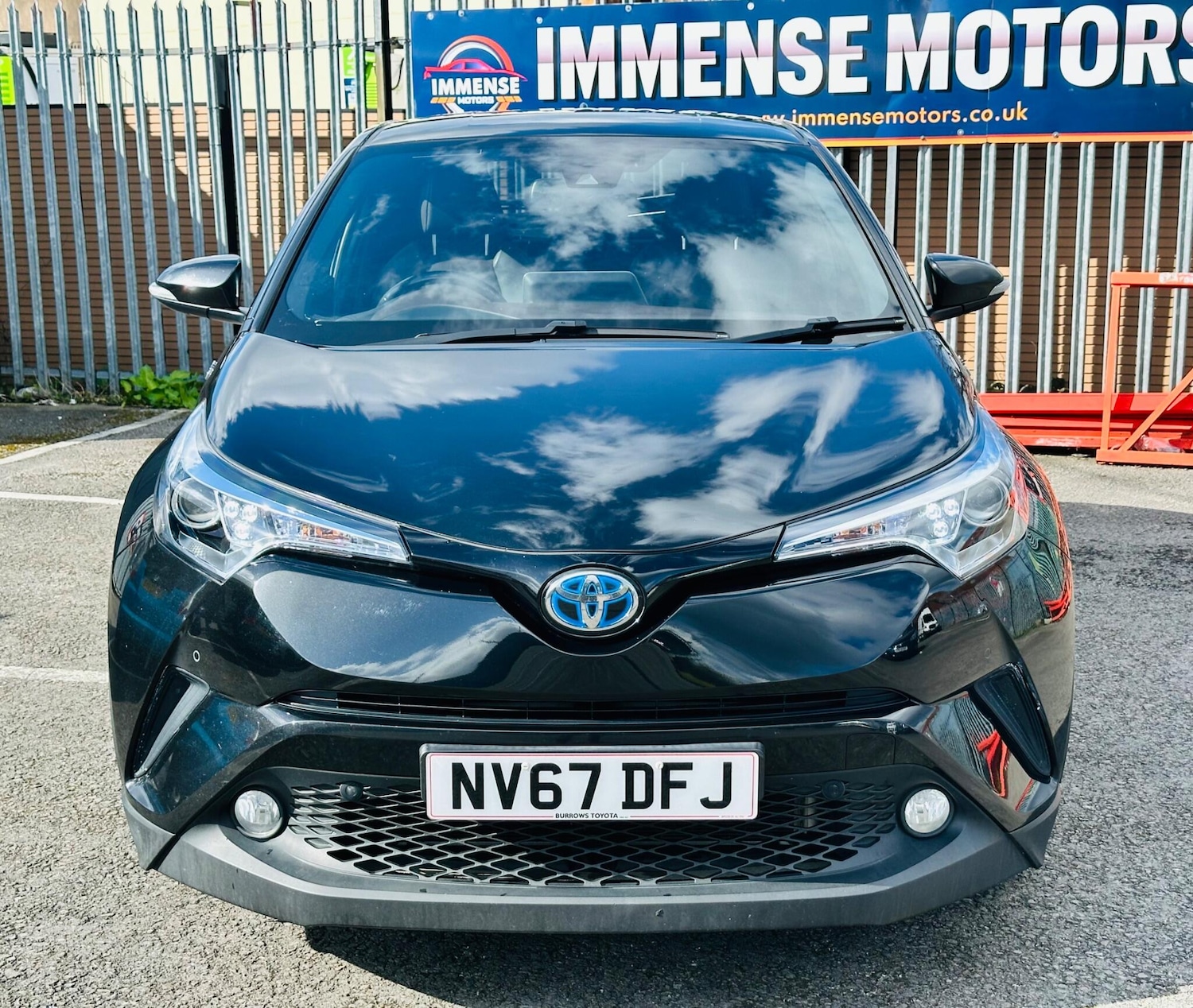 Used Toyota C-HR 2018 for sale - 77892425: Photo 2