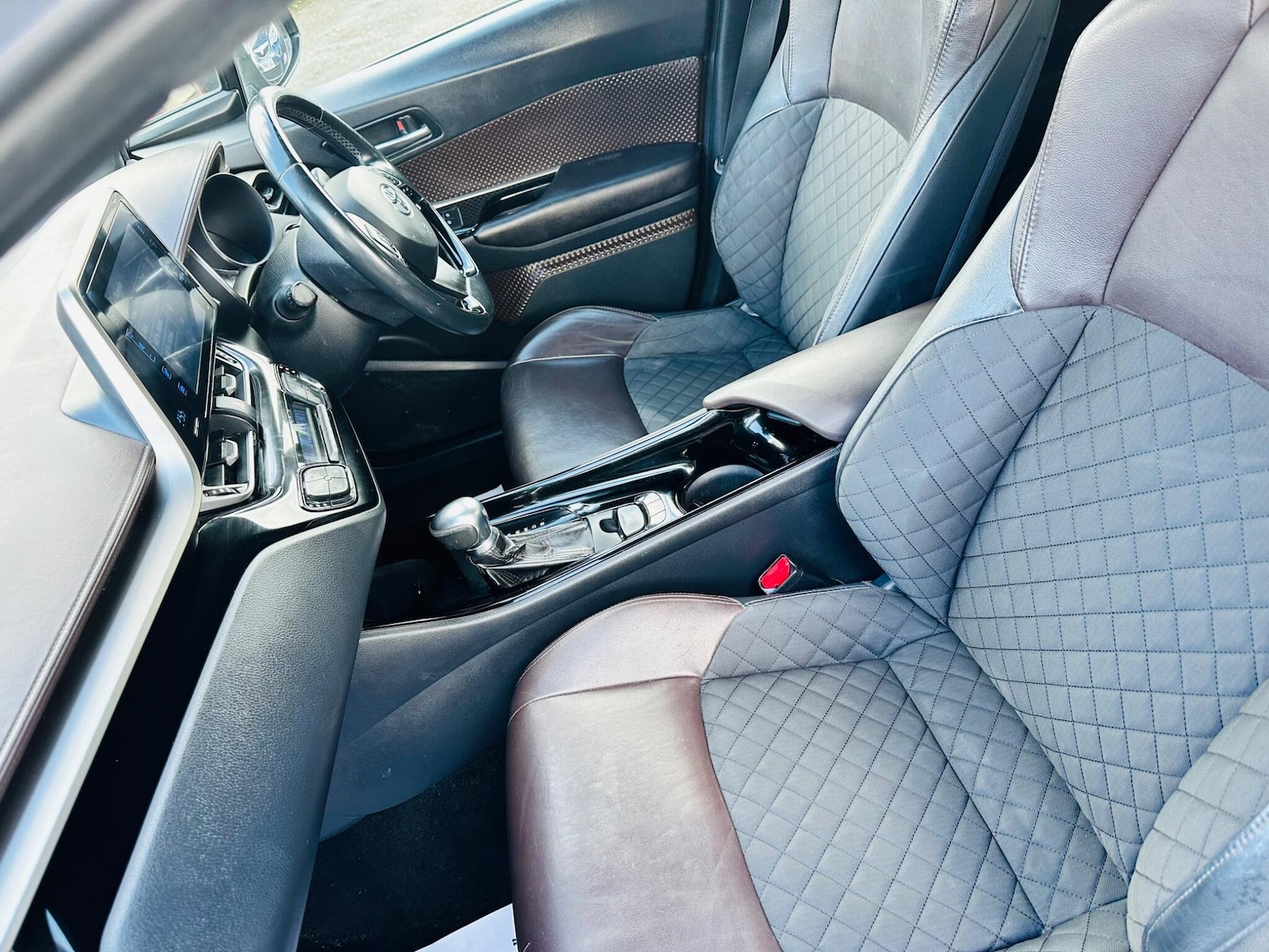 Used Toyota C-HR 2018 for sale - 77892425: Photo 26