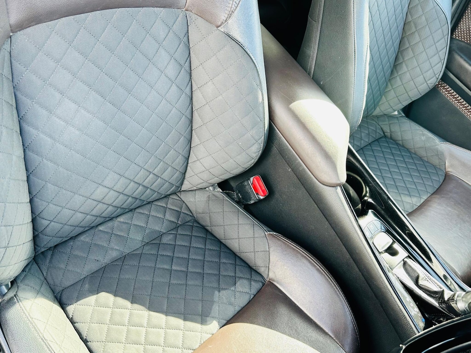 Used Toyota C-HR 2018 for sale - 77892425: Photo 30