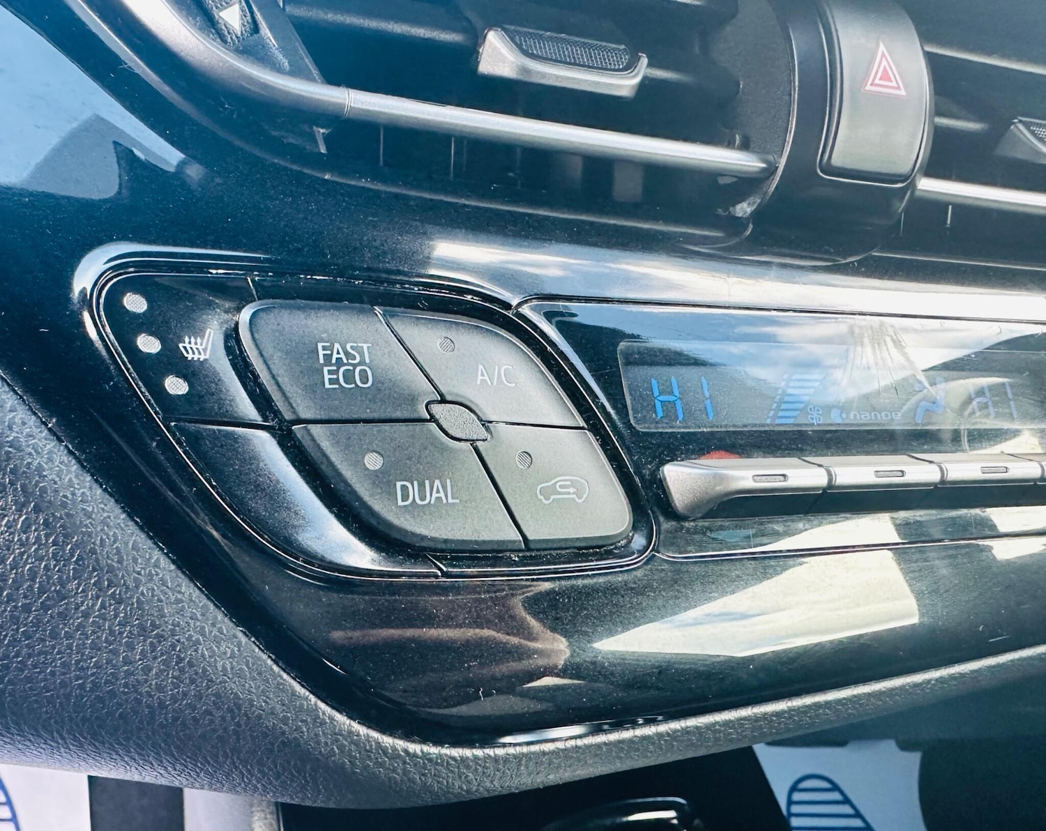 Used Toyota C-HR 2018 for sale - 77892425: Photo 40