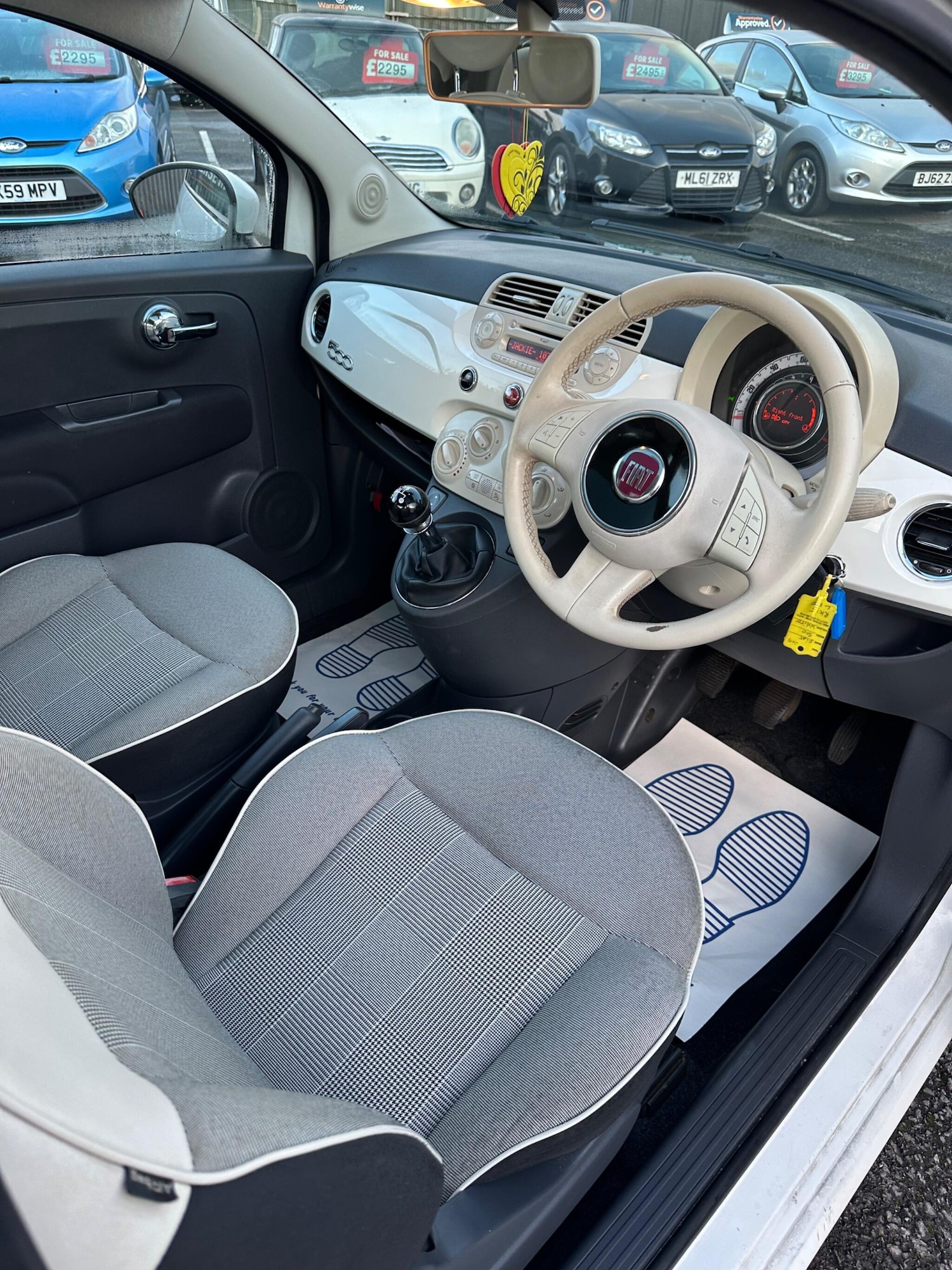 Used Fiat 500 2015 for sale - 77143260: Photo 11