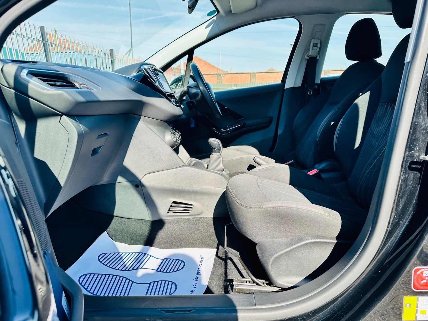 Used Peugeot 208 2014 for sale - 77940268: Photo 20