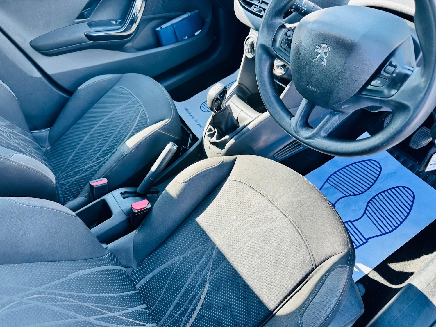 Used Peugeot 208 2014 for sale - 77940268: Photo 31