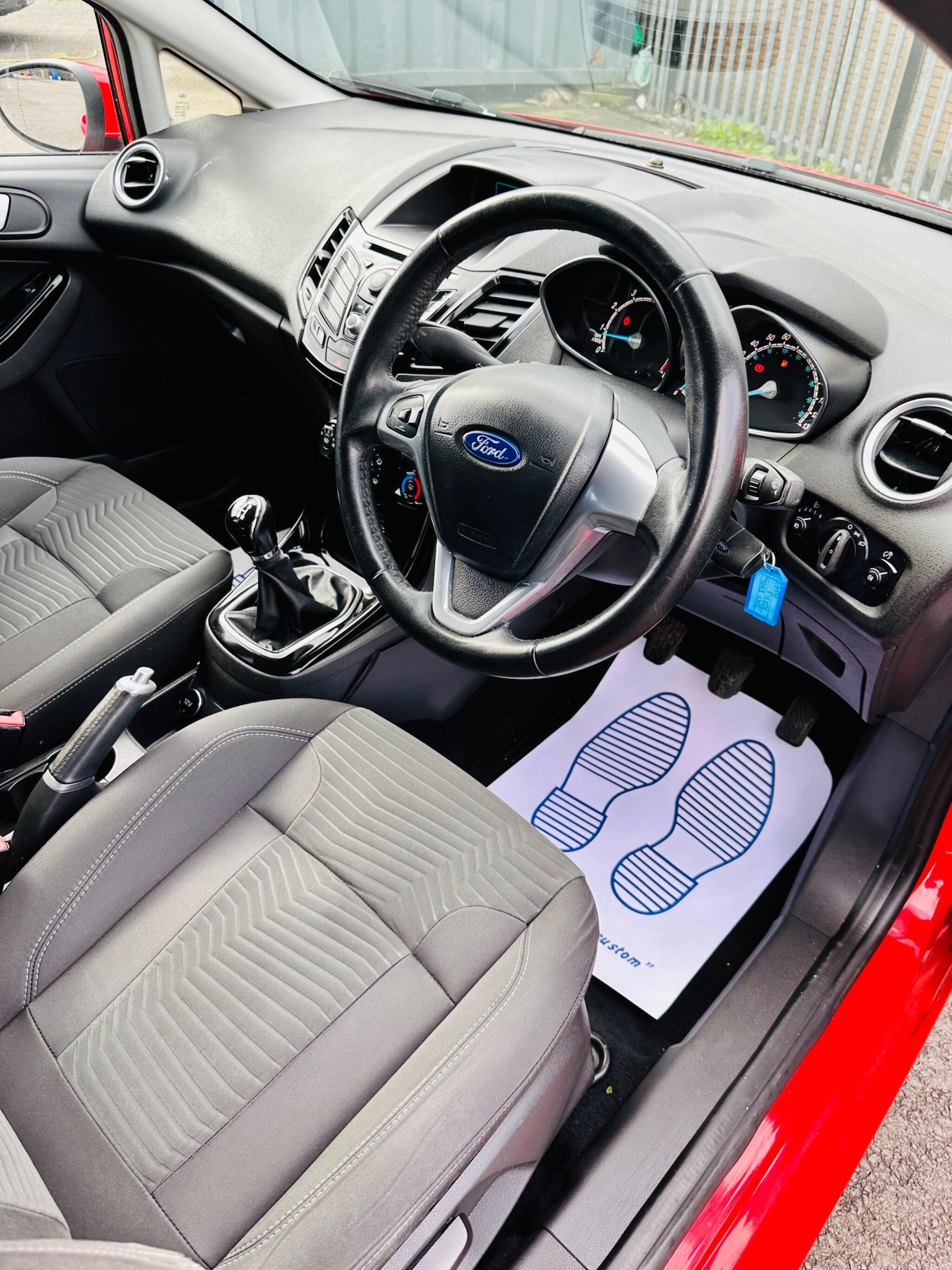 Used Ford Fiesta 2014 for sale - 77883163: Photo 25