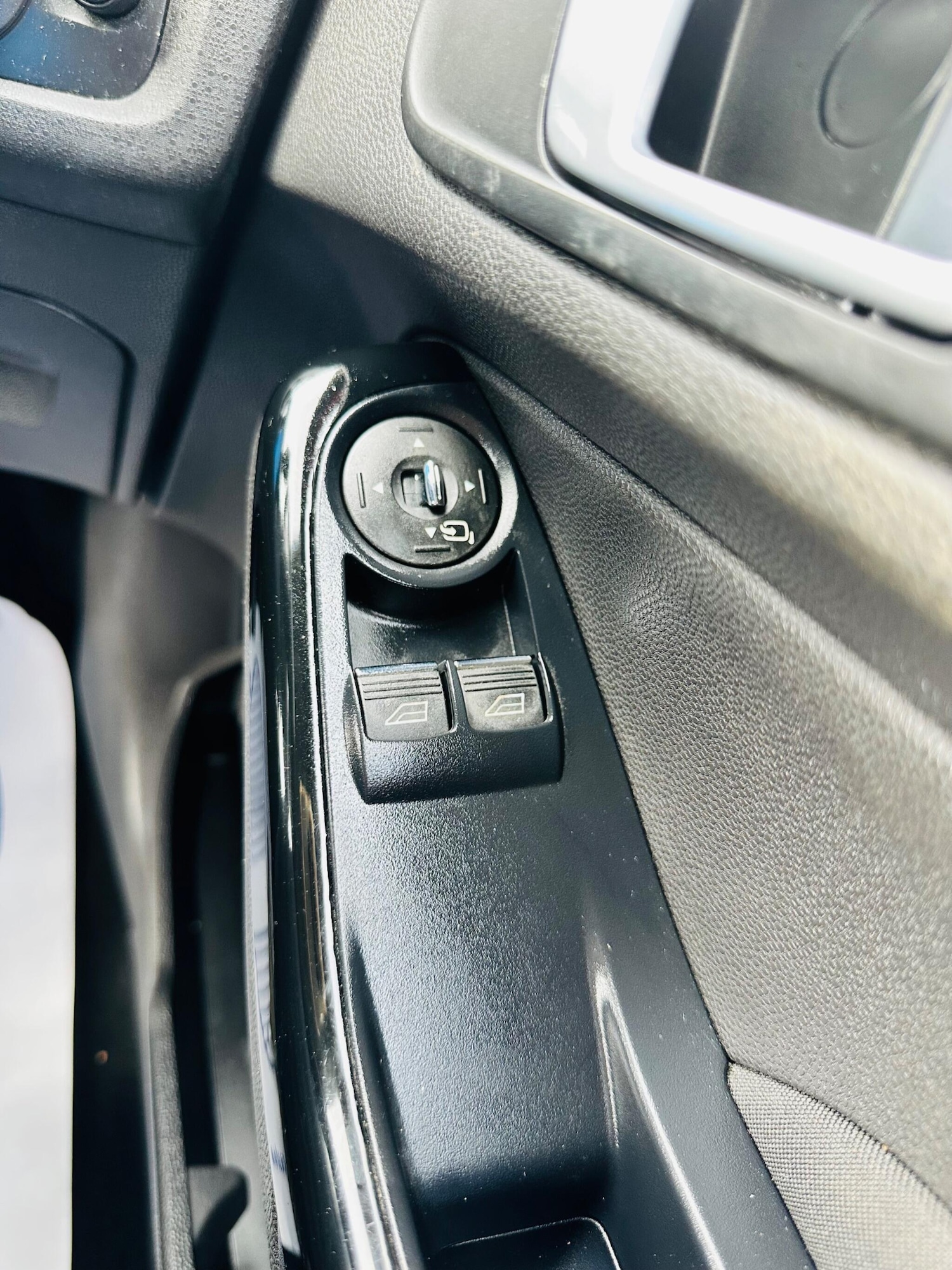 Used Ford Fiesta 2014 for sale - 77883163: Photo 31