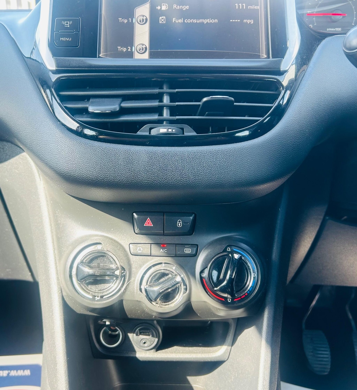 Used Peugeot 208 2012 for sale - 78204484: Photo 23