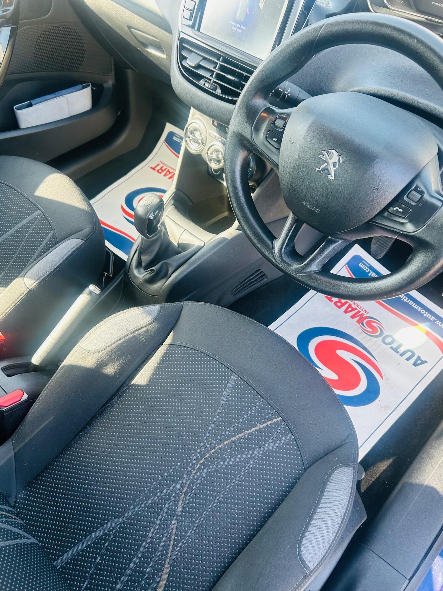 Used Peugeot 208 2012 for sale - 78204484: Photo 27