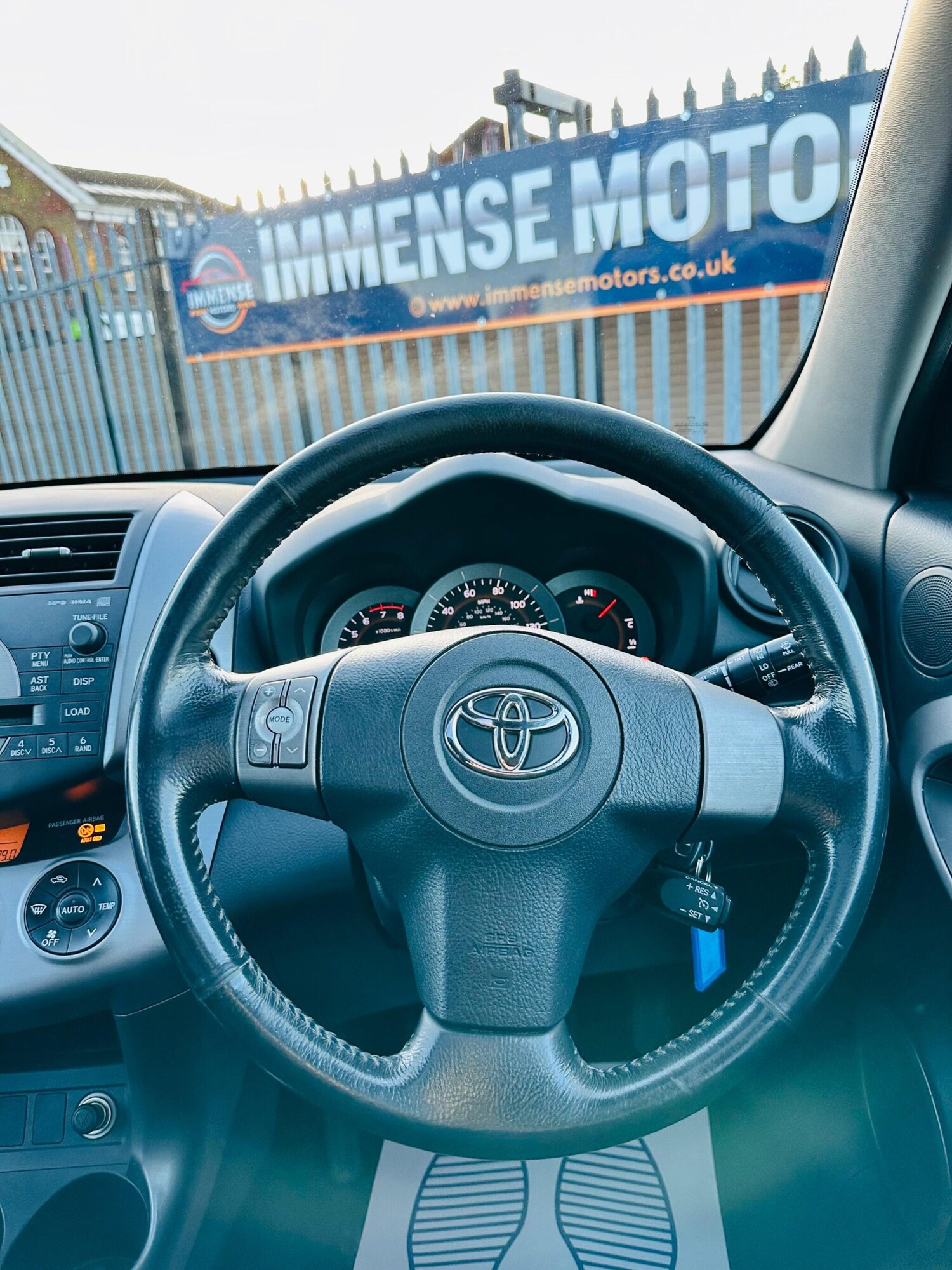 Used Toyota RAV4 2008 for sale - 77940472: Photo 28