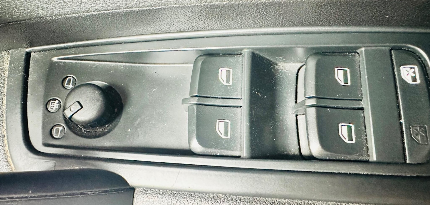 Used Audi A1 2013 for sale - 78047938: Photo 33