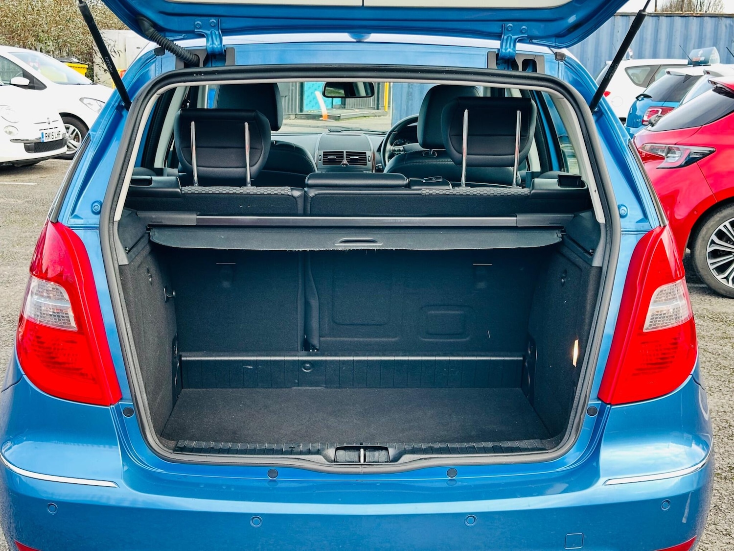 Used Mercedes-Benz A-Class 2009 for sale - 77267932: Photo 13