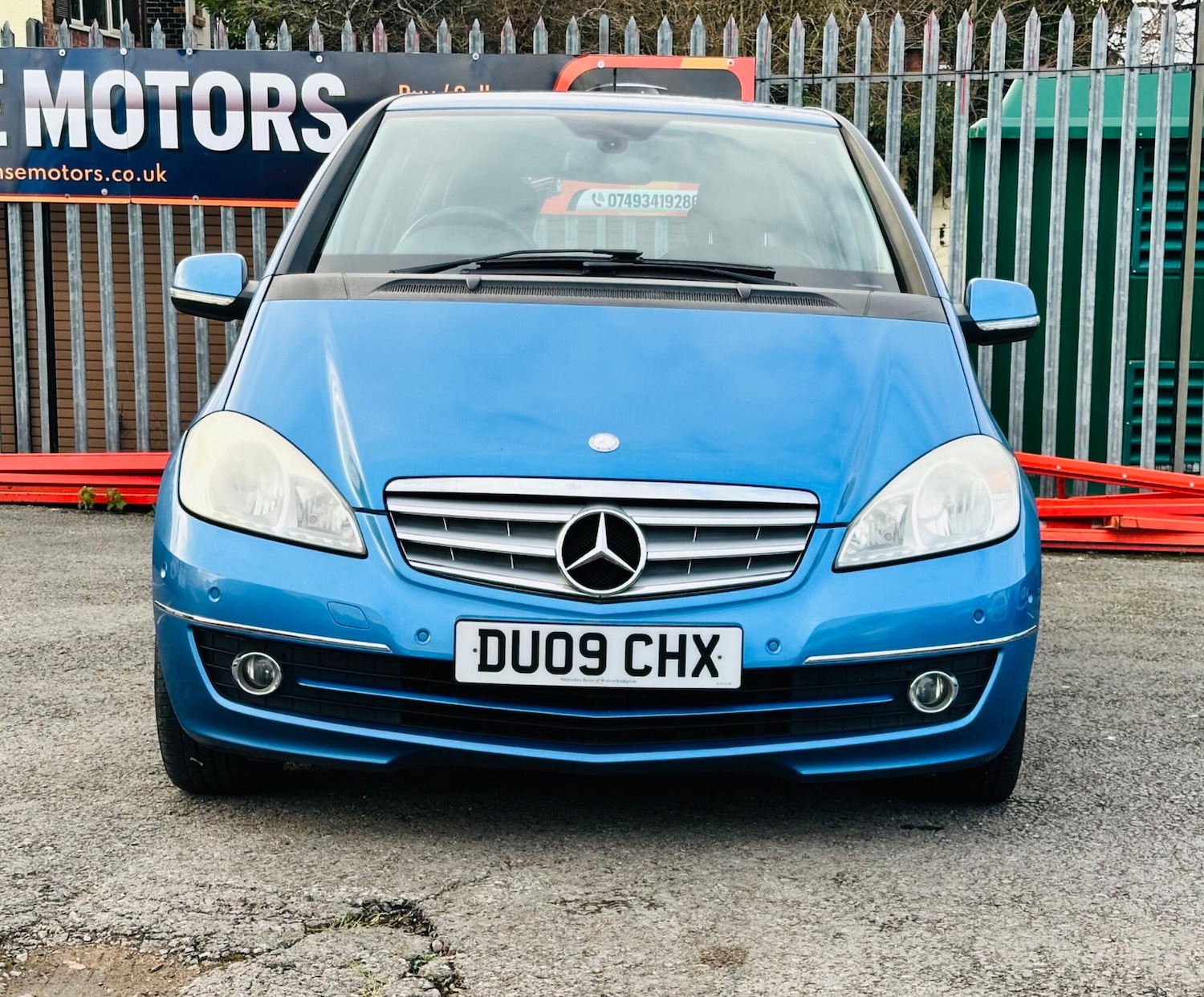 Used Mercedes-Benz A-Class 2009 for sale - 77267932: Photo 2