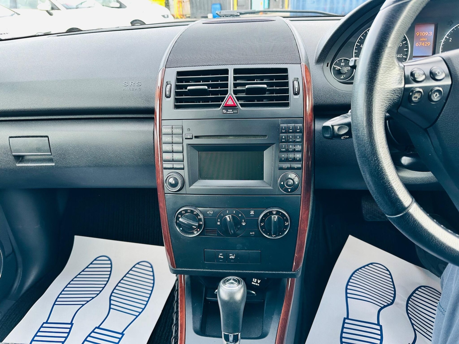 Used Mercedes-Benz A-Class 2009 for sale - 77267932: Photo 24