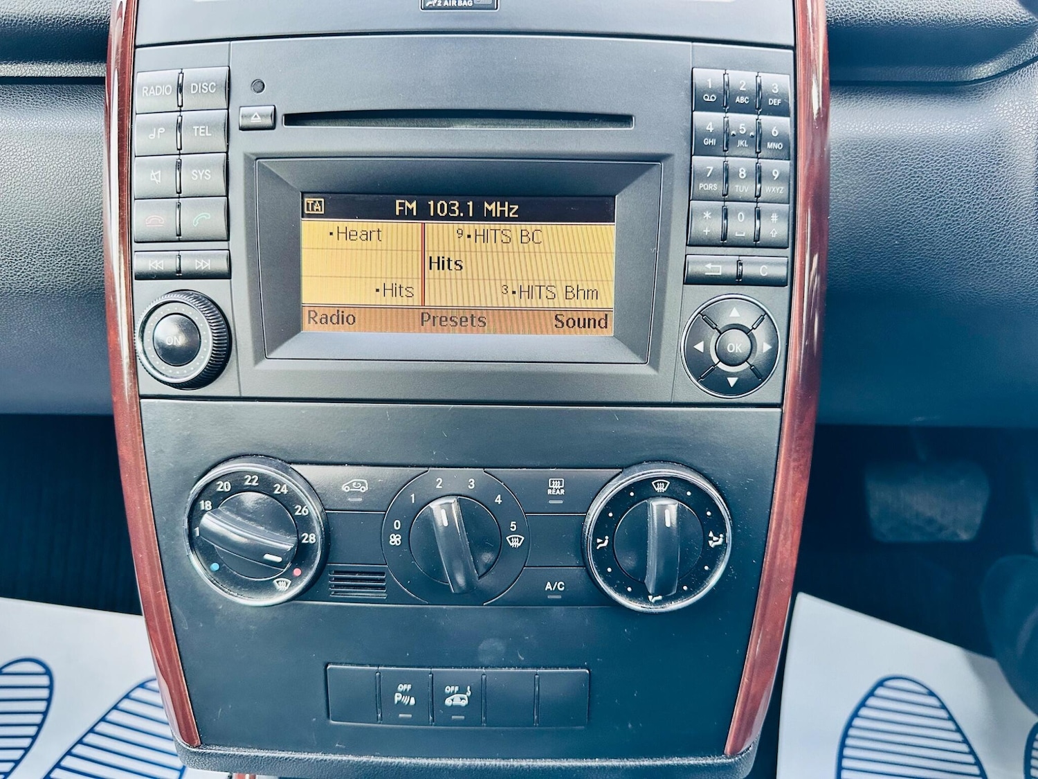 Used Mercedes-Benz A-Class 2009 for sale - 77267932: Photo 26