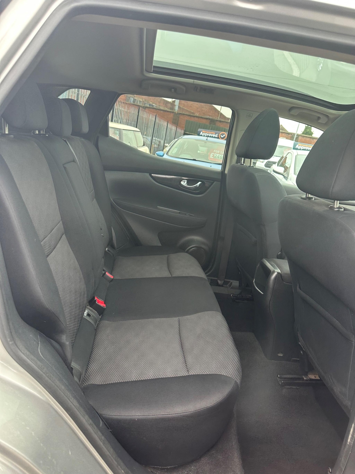 Used Nissan Qashqai 2015 for sale - 77144525: Photo 12