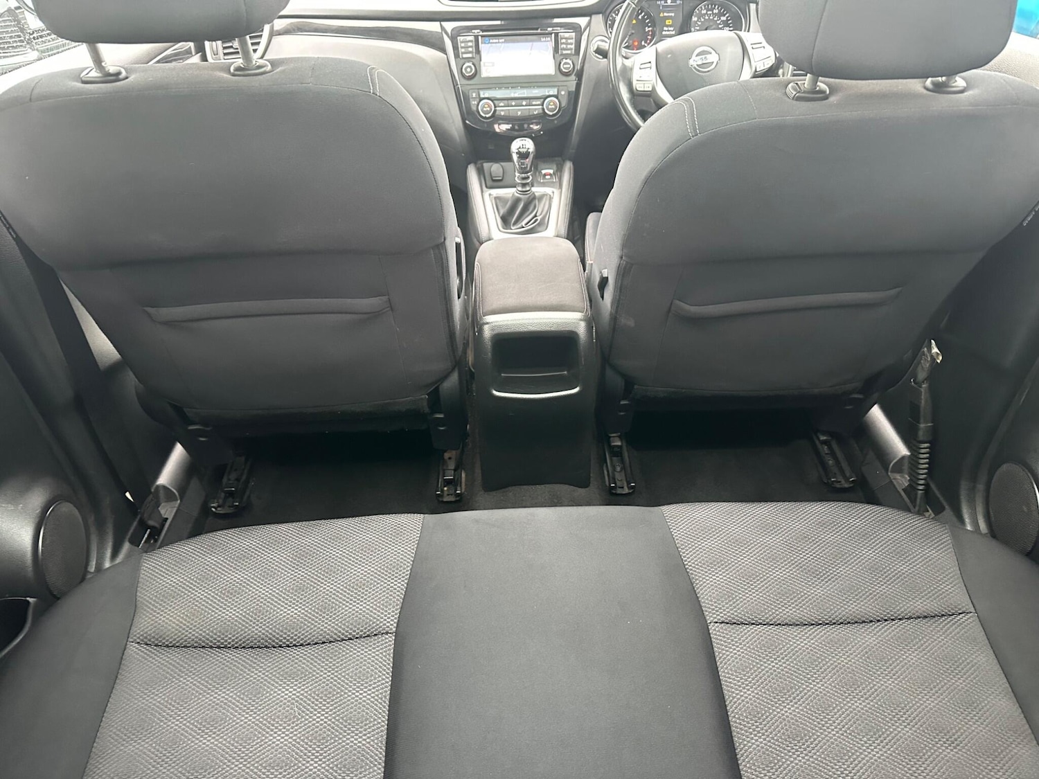 Used Nissan Qashqai 2015 for sale - 77144525: Photo 15