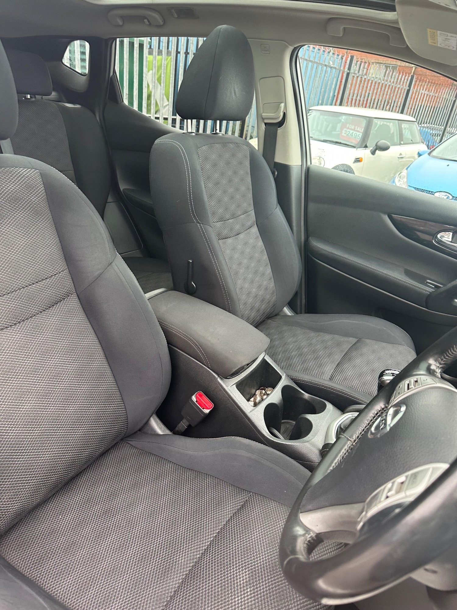 Used Nissan Qashqai 2015 for sale - 77144525: Photo 24