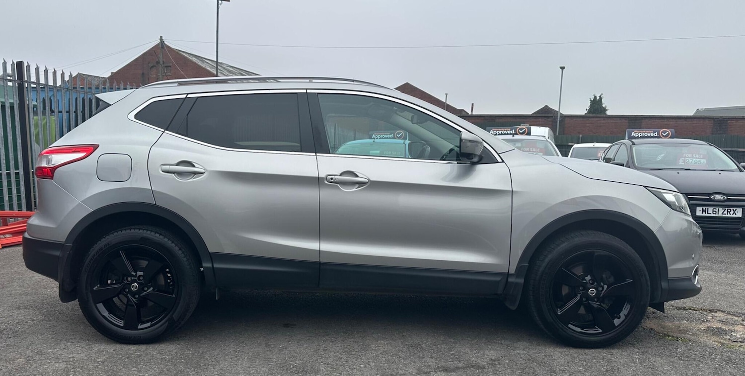 Used Nissan Qashqai 2015 for sale - 77144525: Photo 9