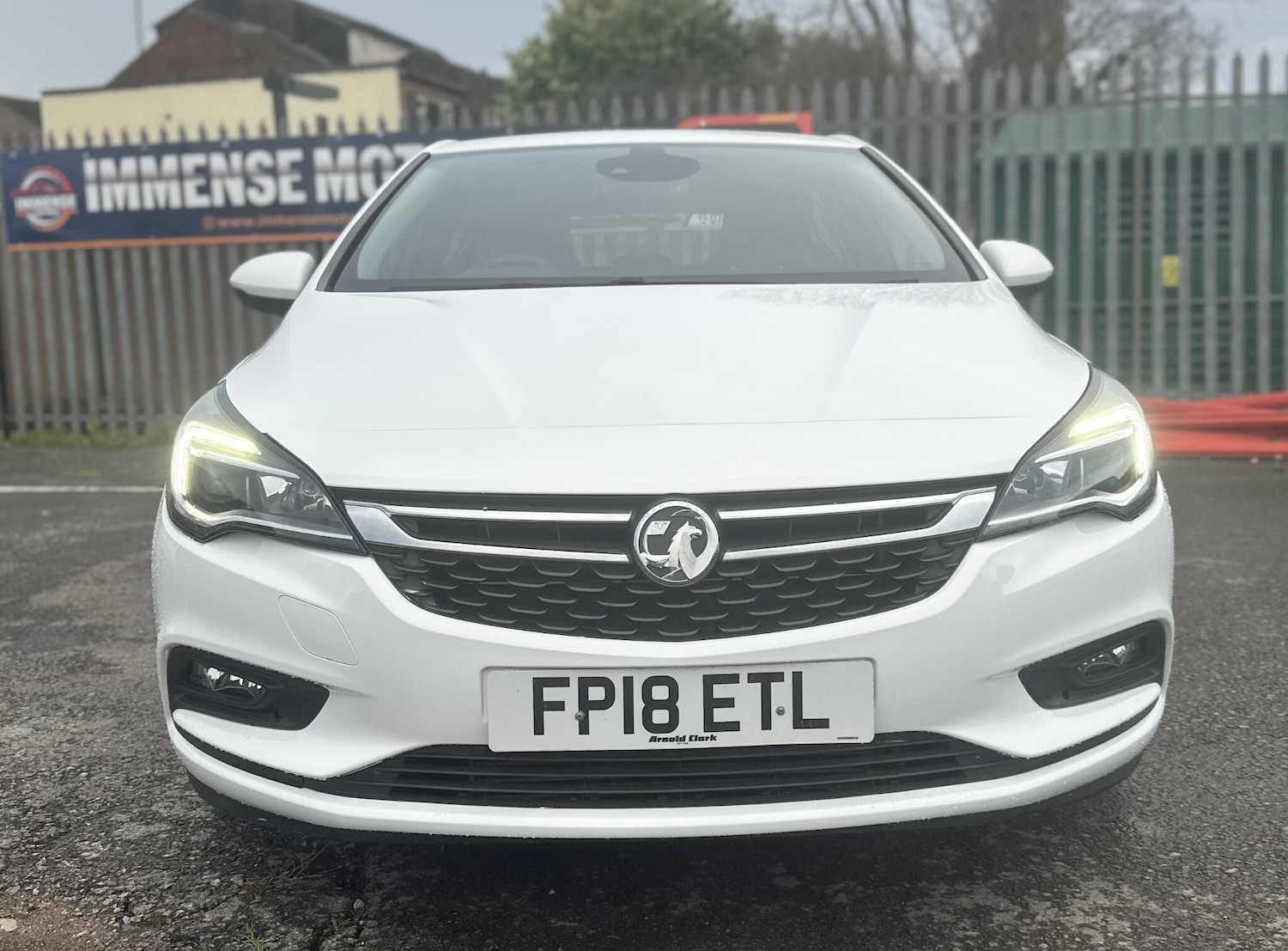 Used Vauxhall Astra 2018 for sale - 77143247: Photo 2