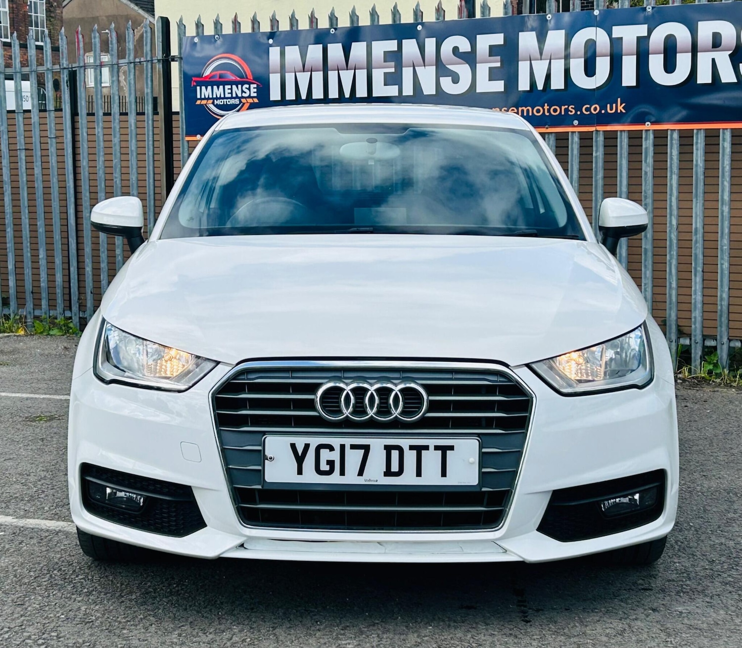 Used Audi A1 for sale - 78058000: Photo 2