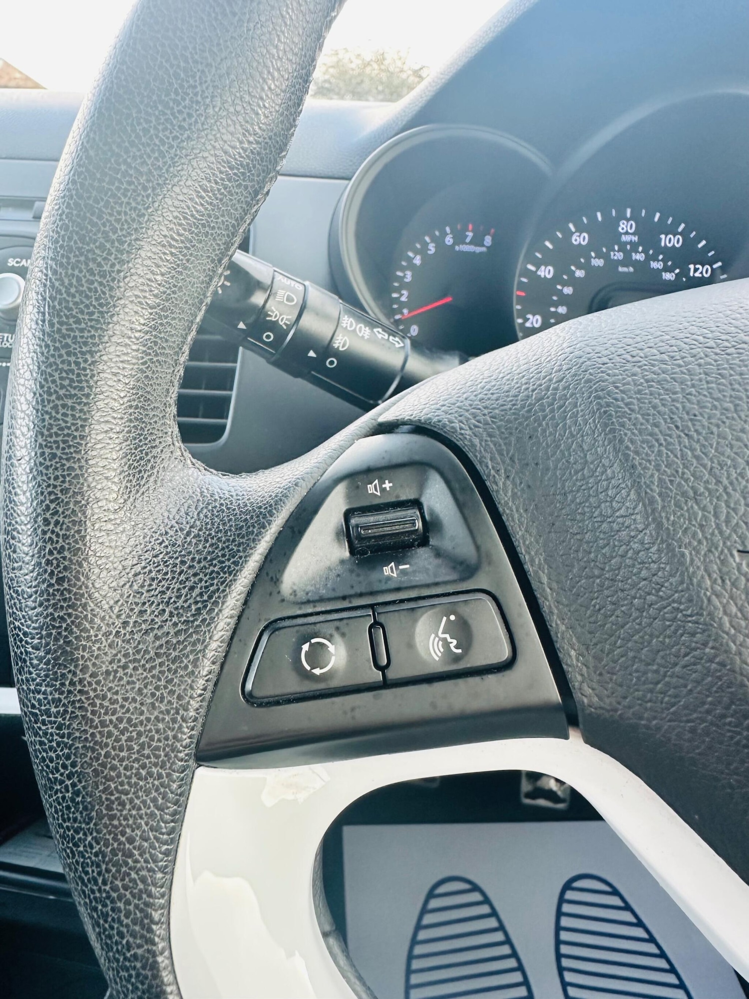 Used Kia Picanto 2012 for sale - 77237859: Photo 30