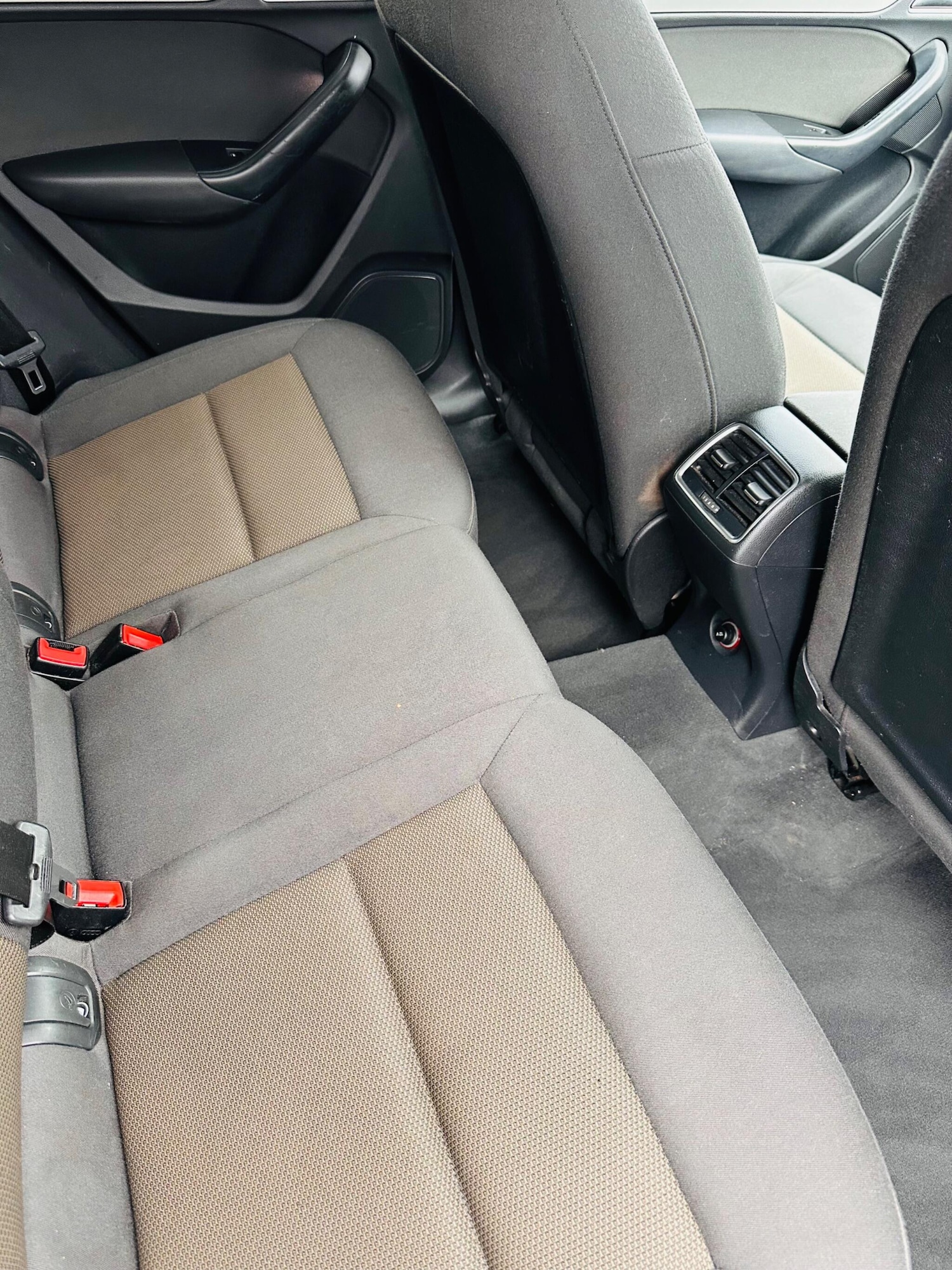 Used Audi Q3 2014 for sale - 78100090: Photo 12