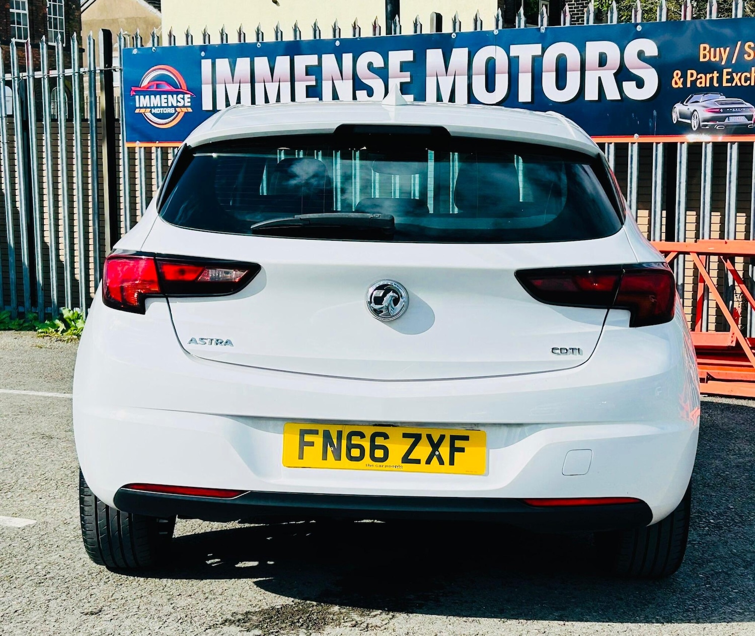 Used Vauxhall Astra for sale - 77892345: Photo 6